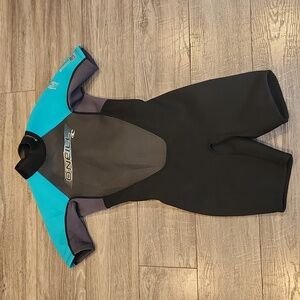 O'Neill Reactor 2-MM  kids Unisex sz 12 Wet Suit good condition